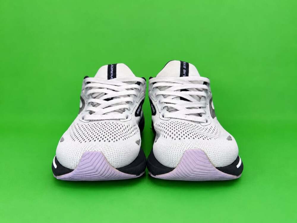 Brooks Adrenaline GTS 23 Running Shoes White Purple Mesh